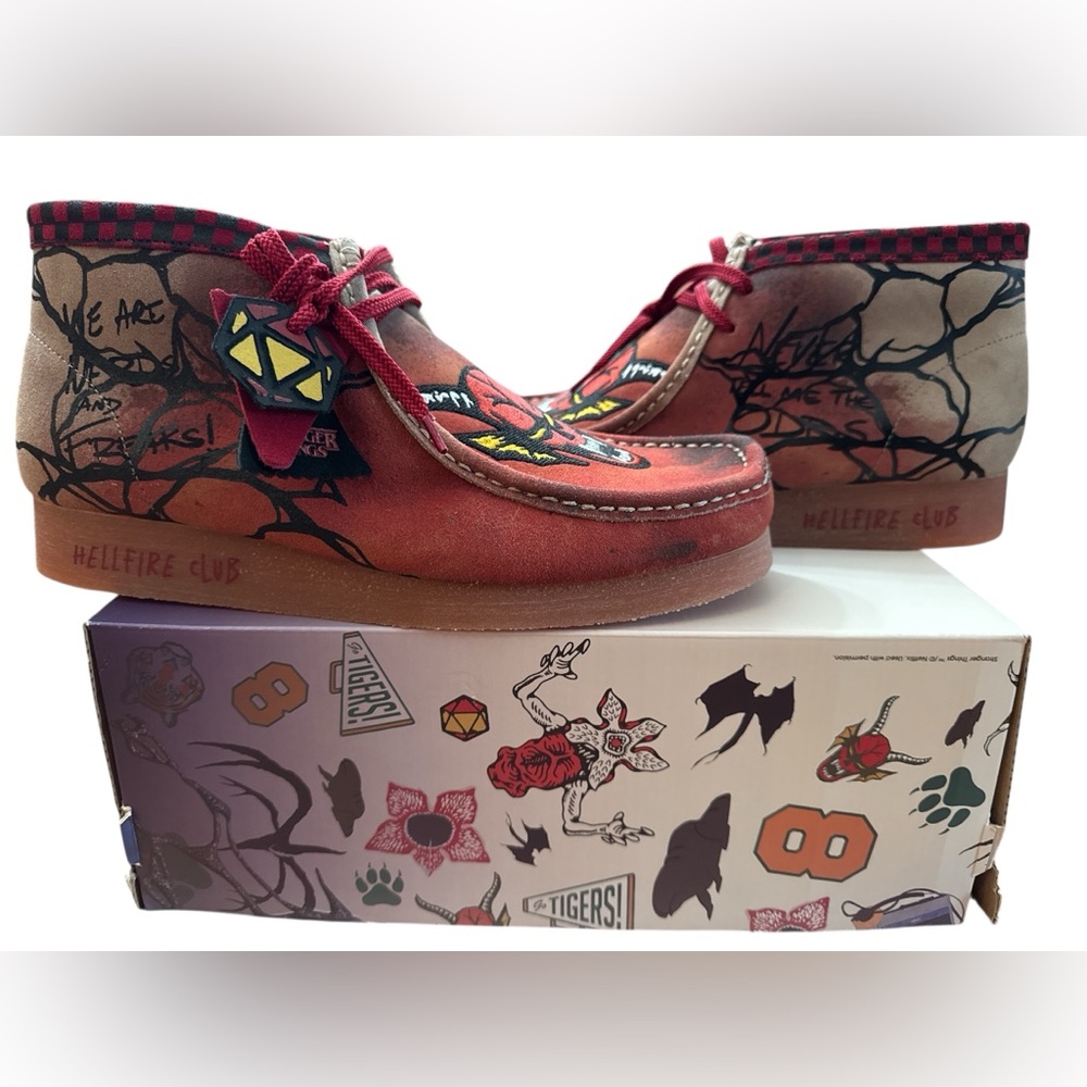 Rare Clarks Originals Wallabee Evo Stranger Things The Upside Down Men’s Size 12 - Picture 2 of 10